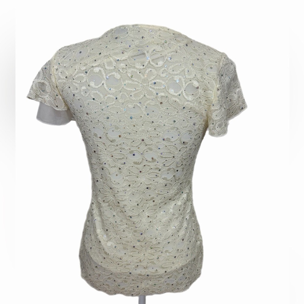 New Directions Women’s Ivory Sequins Top Size PS Short Cap Sleeve - Picture 5 of 6